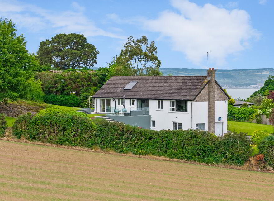 9 Larch Hill Avenue, Holywood, BT18 0JW photo