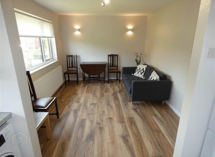 6 Strathearn Mews, Sydenham Avenue, Belfast, BT4 2QU