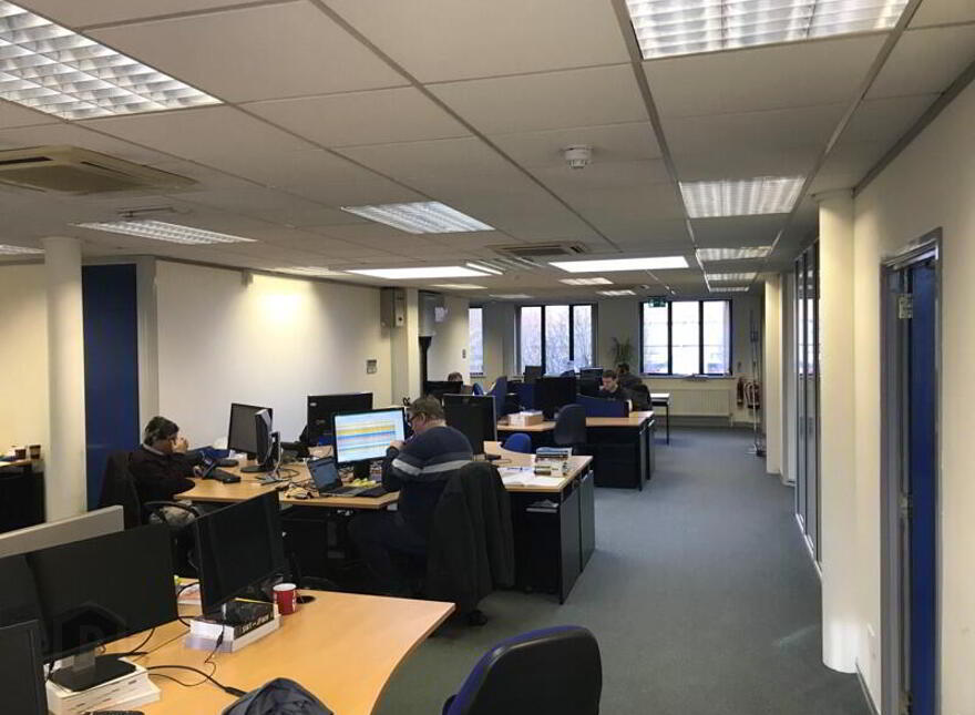 Unit 10b4, Linfield Road, Weavers Court Business Park, Belfast, BT12 5GH