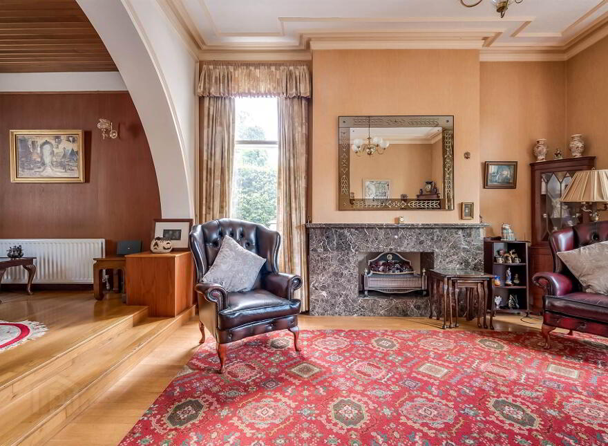 56 Demesne Road, Holywood, BT18 9EX