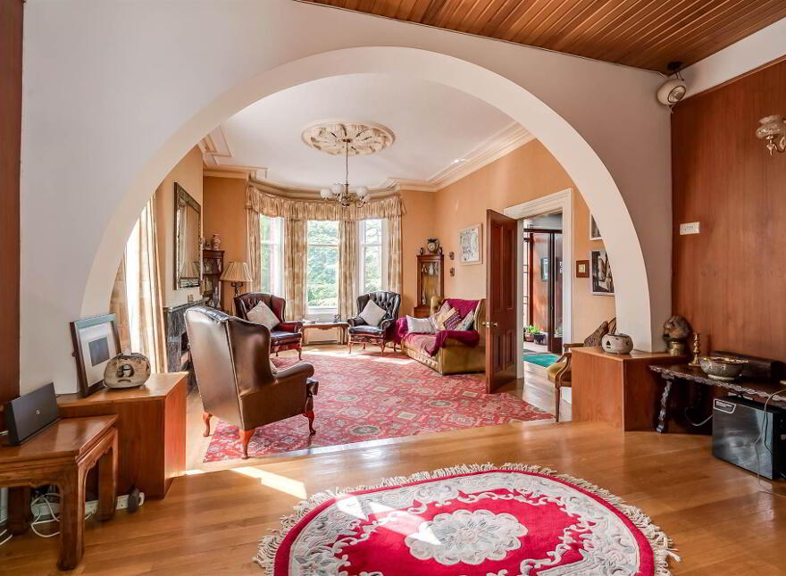 56 Demesne Road, Holywood, BT18 9EX