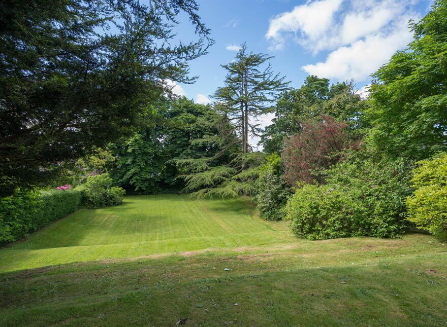 56 Demesne Road, Holywood, BT18 9EX