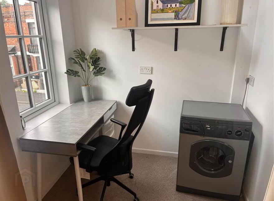 33 Lockview Road, Belfast, BT9 5FH