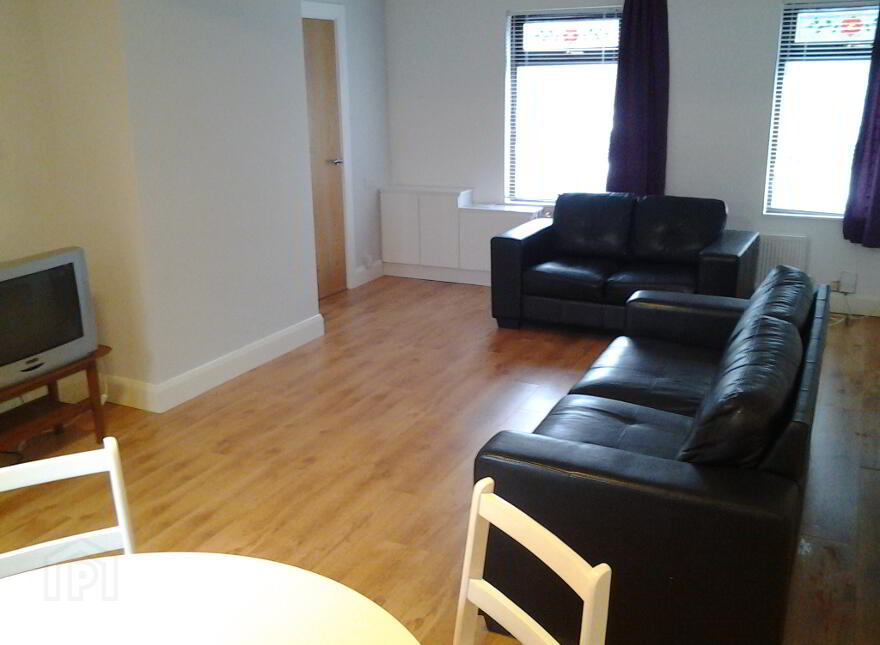 143 Great Northern Street, Belfast, BT9 7FL