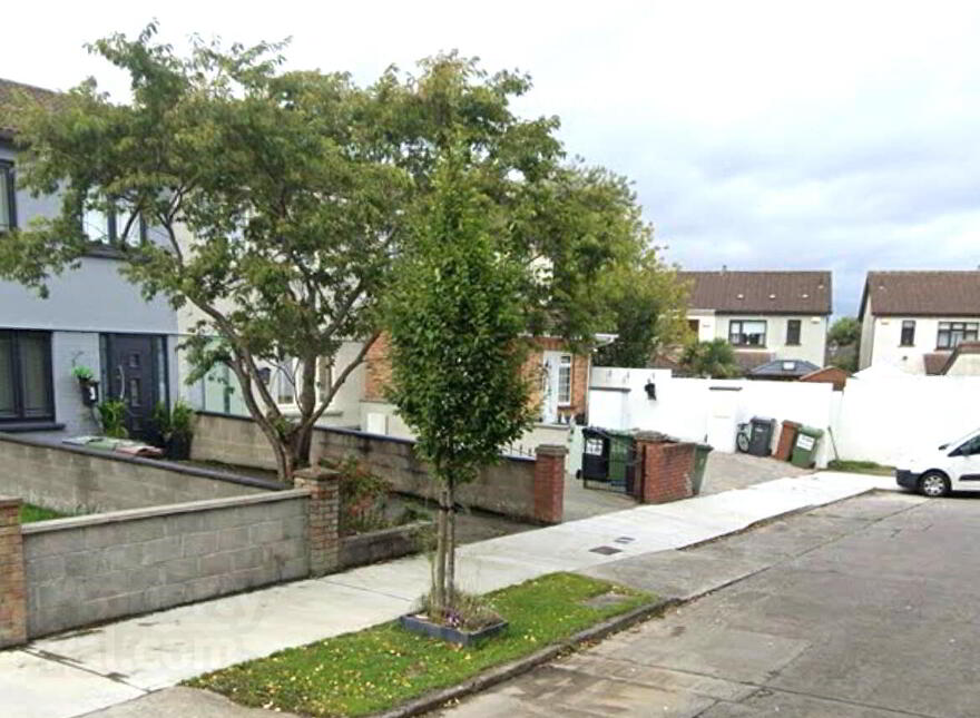 Pinebrook Lawn, Blanchardstown, Dublin, D15 photo