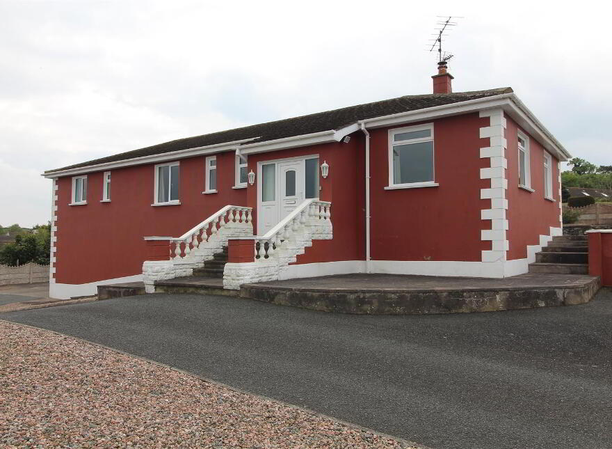 14 Mallard Drive, Downpatrick, BT30 6DZ