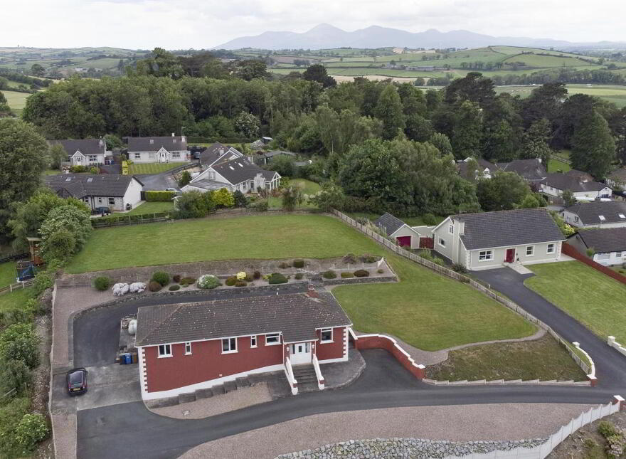 14 Mallard Drive, Downpatrick, BT30 6DZ