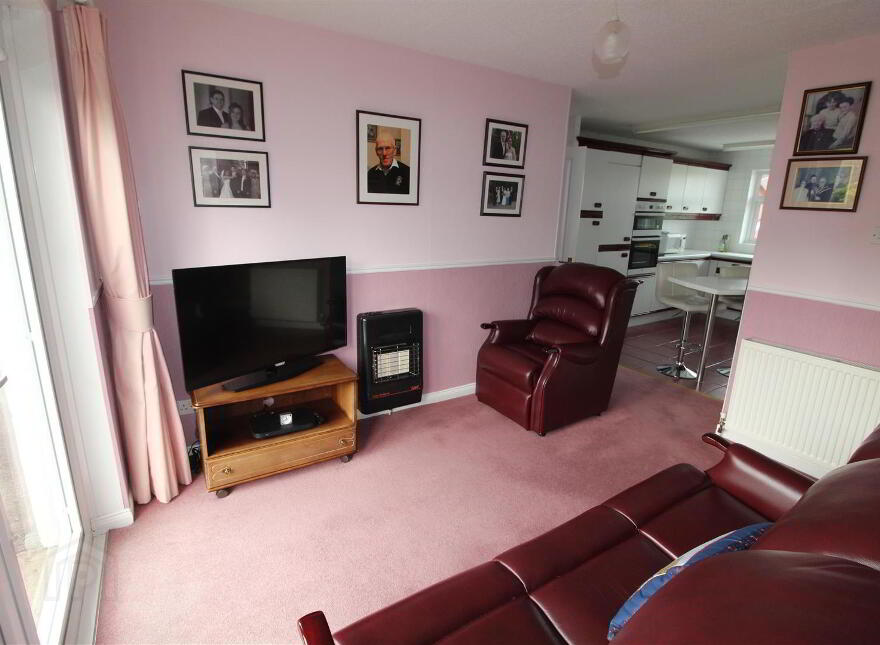 14 Mallard Drive, Downpatrick, BT30 6DZ