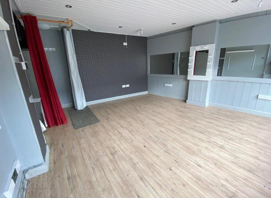 7 & 7a Queen Street, Magherafelt, BT45 6AA
