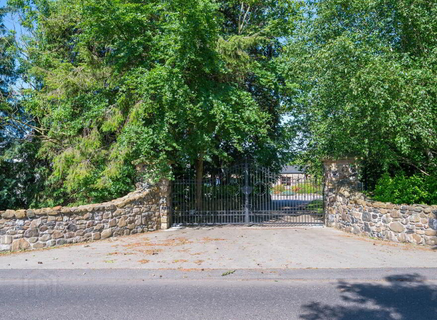 Ederowen Farm, 43 Lurgan Road, Crumlin, BT29 4QB