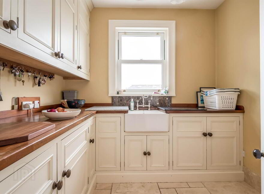 Ederowen Farm, 43 Lurgan Road, Crumlin, BT29 4QB