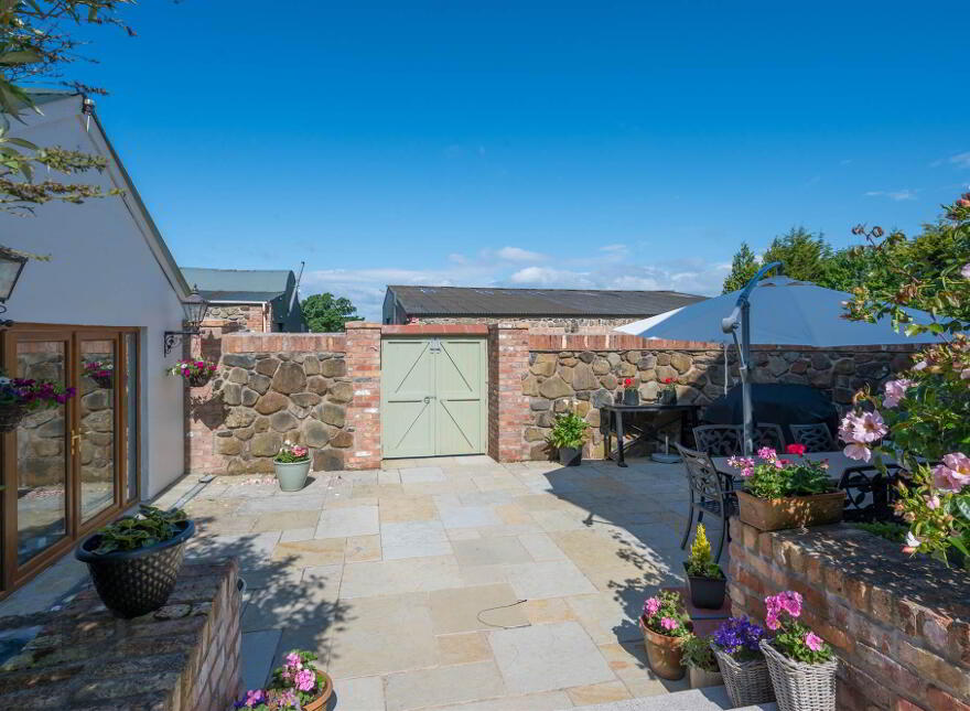 Ederowen Farm, 43 Lurgan Road, Crumlin, BT29 4QB