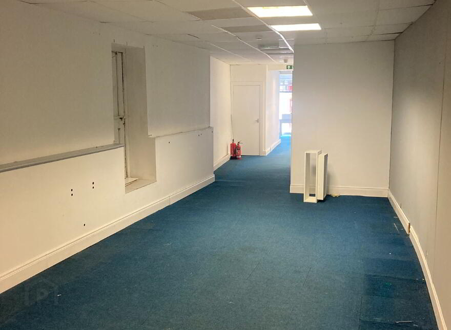 Retail / Office, 34 North Street, Carrickfergus, BT38 7AQ