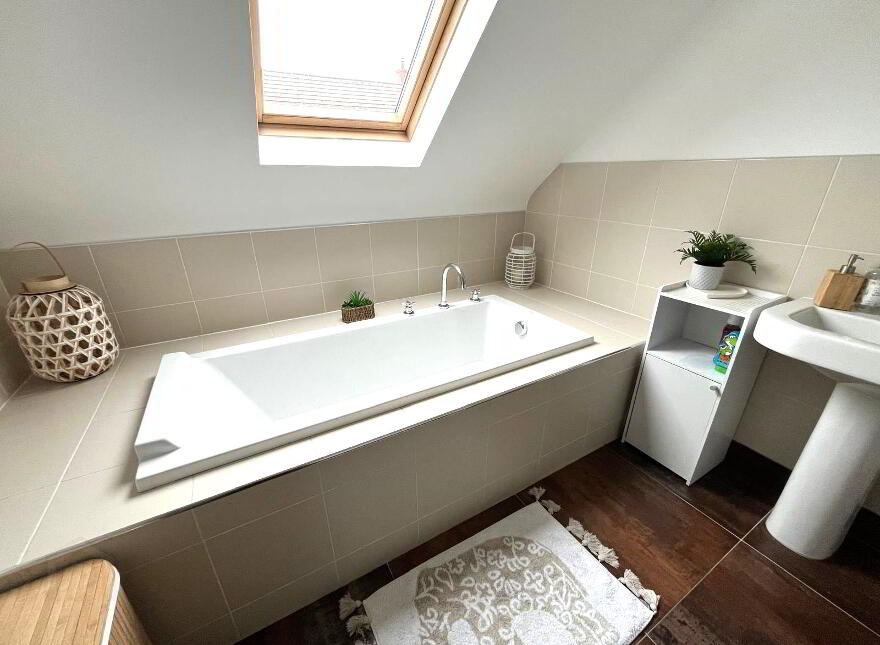 31 Lislaynan, Ballycarry, Carrickfergus, BT38 9GZ