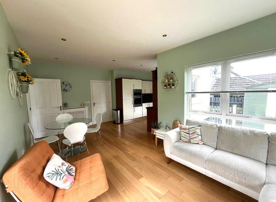 31 Lislaynan, Ballycarry, Carrickfergus, BT38 9GZ