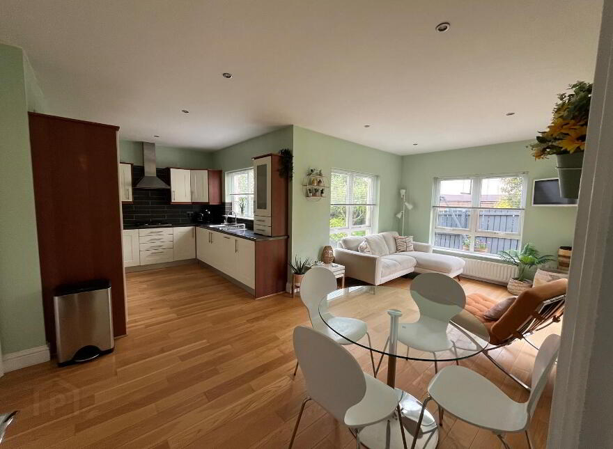 31 Lislaynan, Ballycarry, Carrickfergus, BT38 9GZ