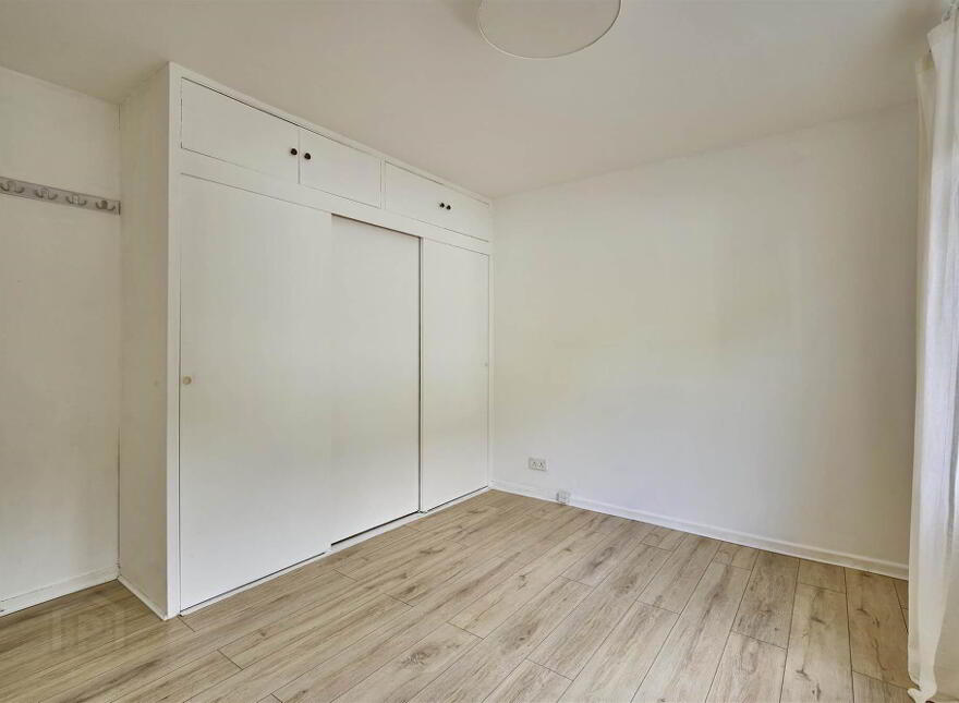 Apt 3, Quarry Court, Helen's Bay, Bangor, BT19 1TY