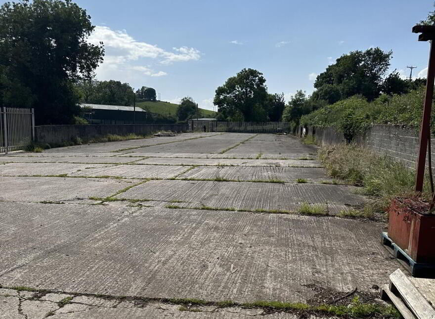 Secure Yard @ Bracknagh Road, Armagh, BT60 4QA