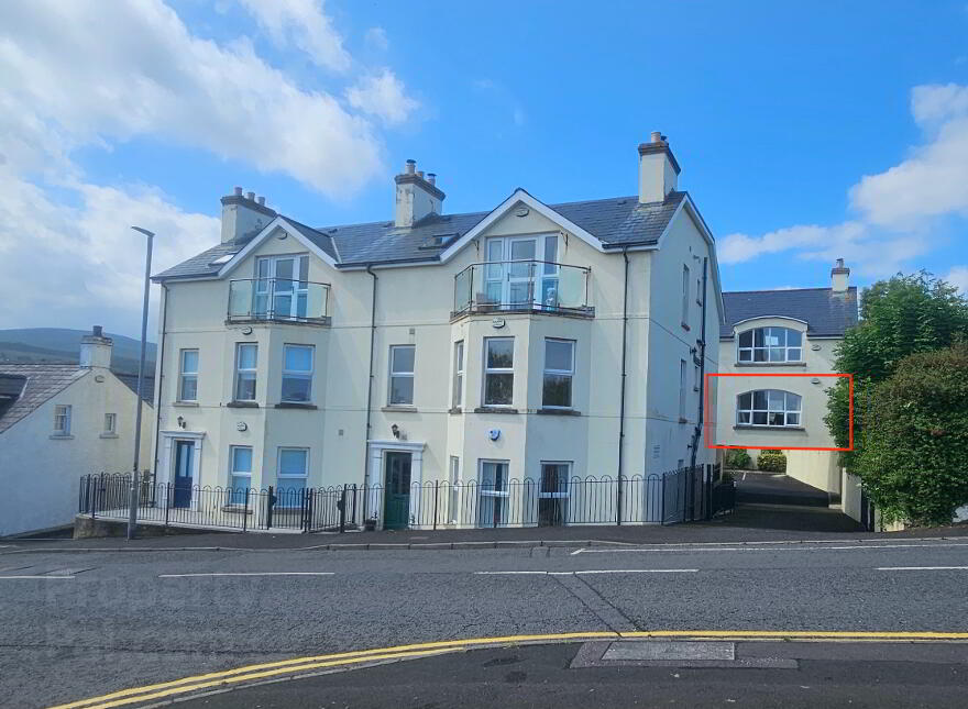 6 Fairview Apartments, North Street, Ballycastle, BT54 6BW photo