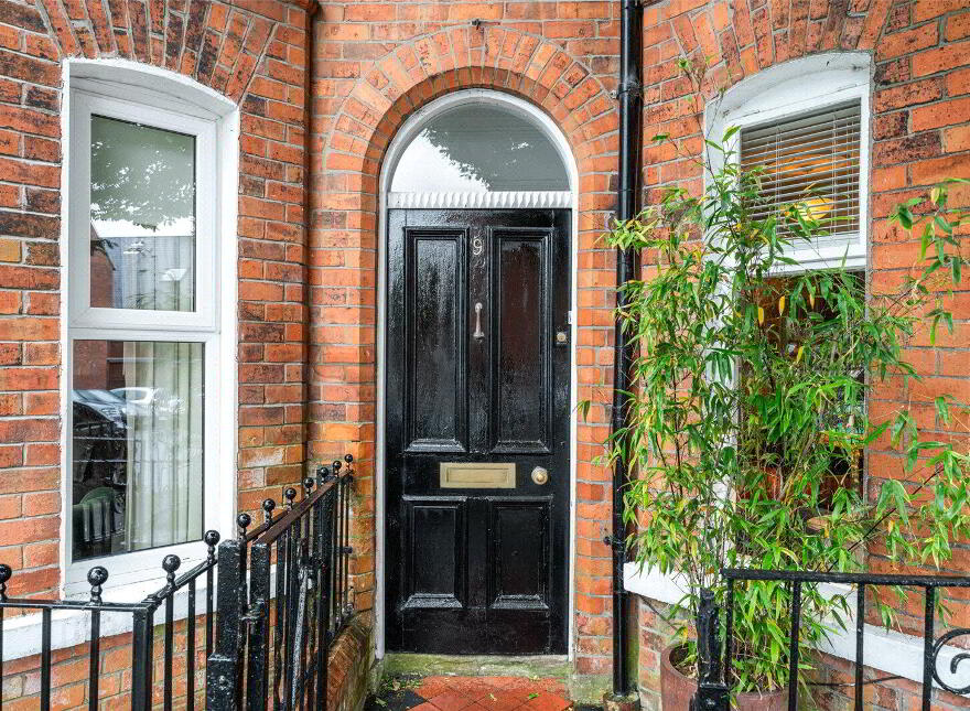 9 Lancefield Road, Belfast, BT9 6LL