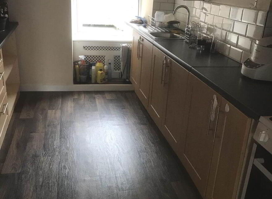 3 Main Street, Carrick-On-Suir, E32PE00