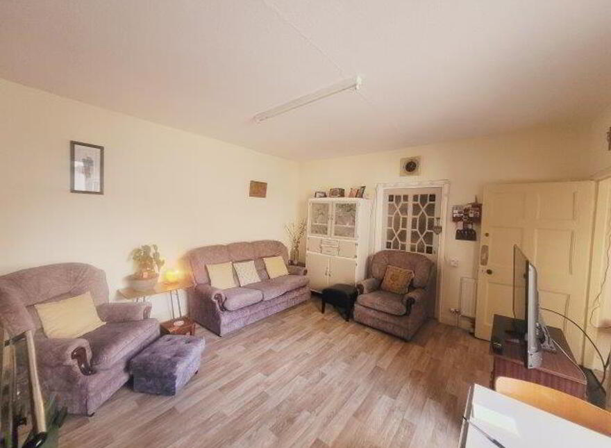 Main Street, Ballyshannon, F94C5RV