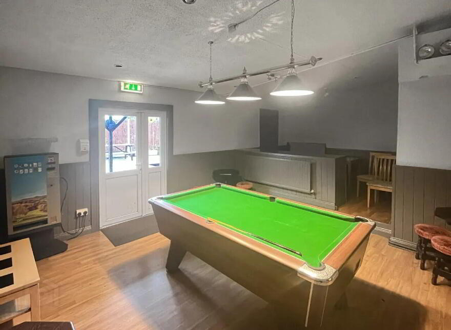 Molly Ban's, Main Street, Borrisokane
