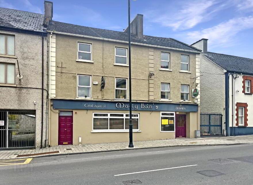 Molly Ban's, Main Street, Borrisokane
