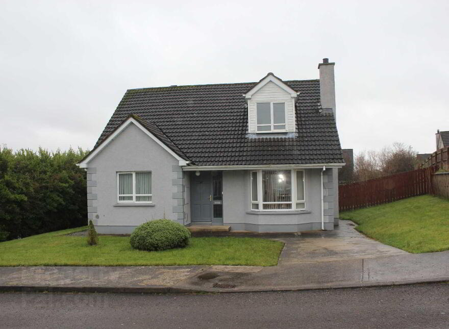 35 Woodpark, Lismonaghan, Letterkenny, F92Y2R5 photo