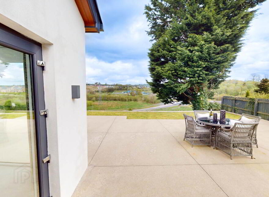 Benbradagh, Chanterhill Road, Enniskillen, BT74 6DE