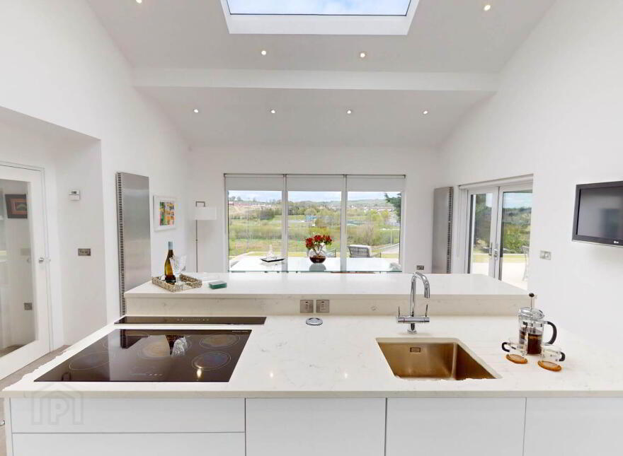 Benbradagh, Chanterhill Road, Enniskillen, BT74 6DE