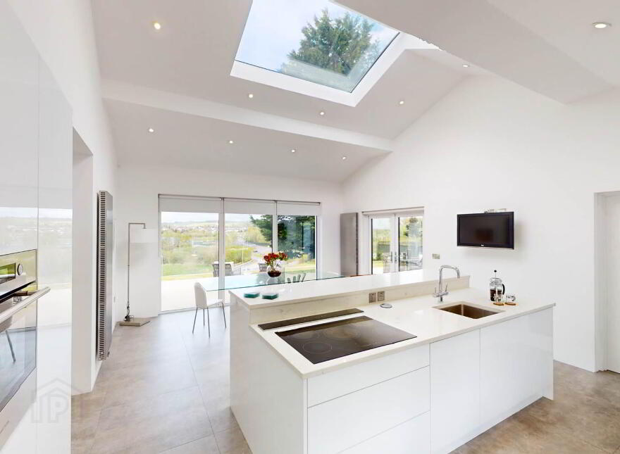 Benbradagh, Chanterhill Road, Enniskillen, BT74 6DE