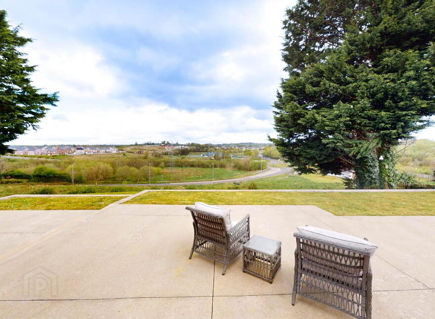 Benbradagh, Chanterhill Road, Enniskillen, BT74 6DE