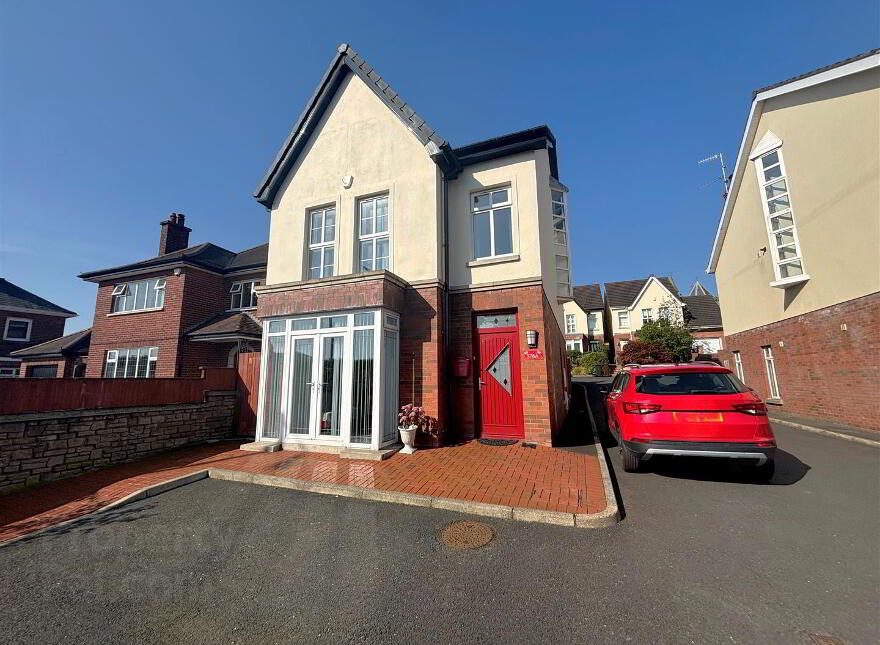 576a Antrim Road, Belfast, BT15 5GL photo