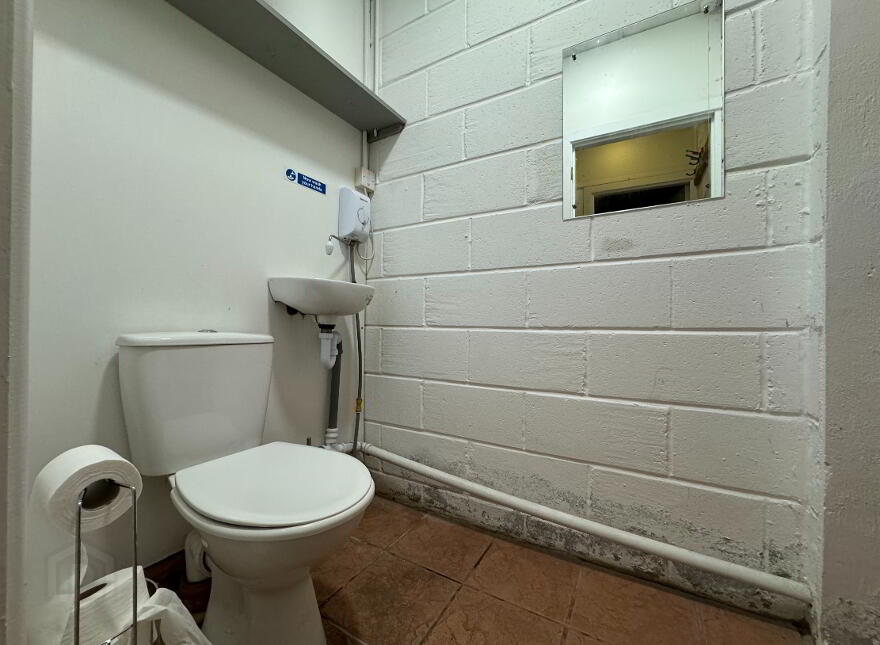 9 West Street, Carrickfergus, BT38 7AR