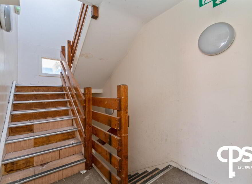 97-99 Botanic Avenue, Belfast, BT7 1JN