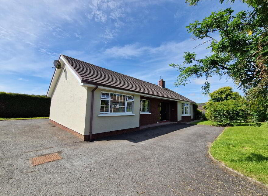 7 Forest View, Mountfield, Omagh, BT79 7XS photo