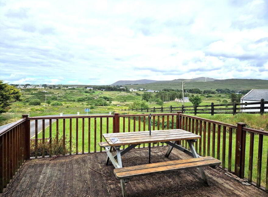 Carrickataskin, Derrybeg
