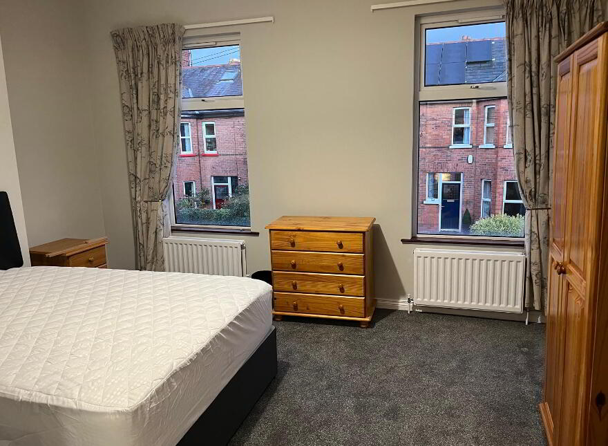 47 Rushfield Avenue, Ormeau Road, Belfast, BT7 3FP