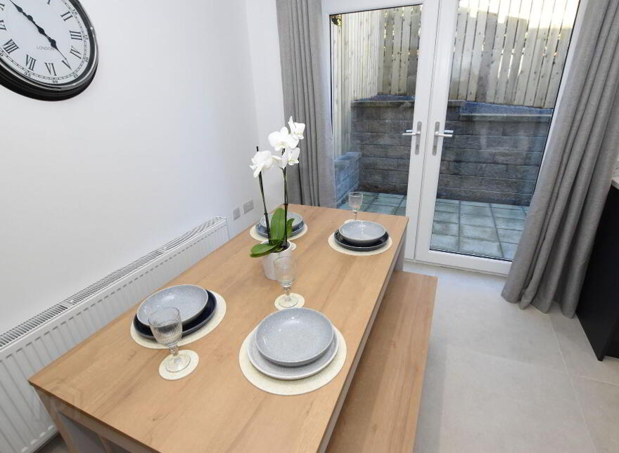 20 Glenwood, Glen Road, Comber, BT23 5FD
