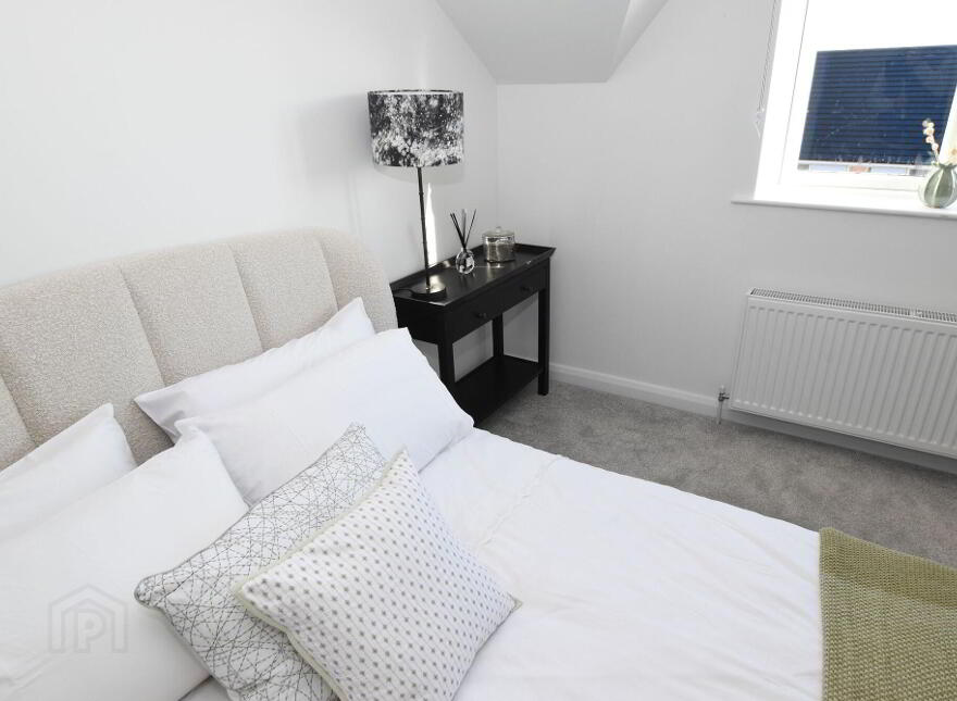 20 Glenwood, Glen Road, Comber, BT23 5FD