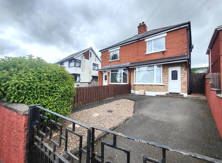 202 Ballysillan Road, Belfast, BT14 7QS photo