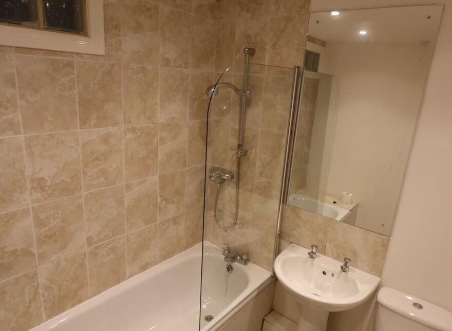 52 Castlereagh Street, Belfast, BT5 4NH