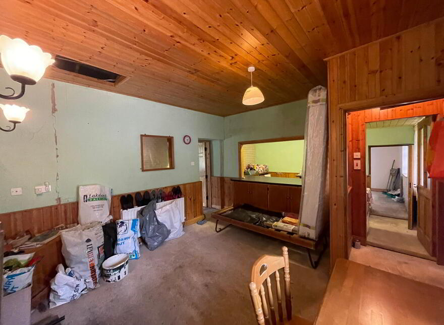 Mullen, Frenchpark, Castlerea, F45Y098