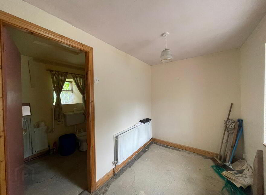 Mullen, Frenchpark, Castlerea, F45Y098