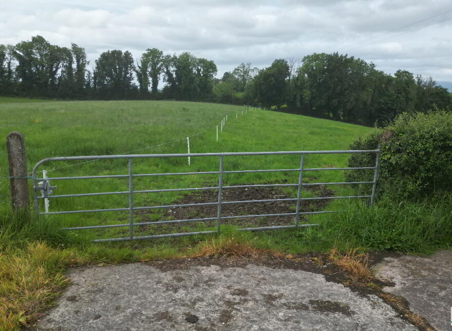 15 Derrybrusk Rd, Tamlaght, Lisbellaw, BT74 4LF