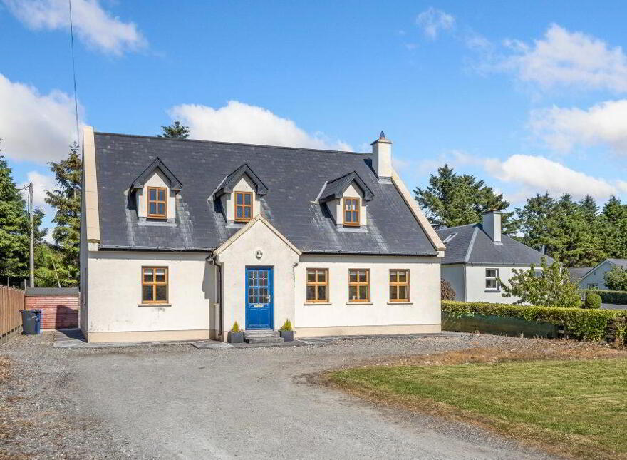 Westport Road, Clifden, H71V242