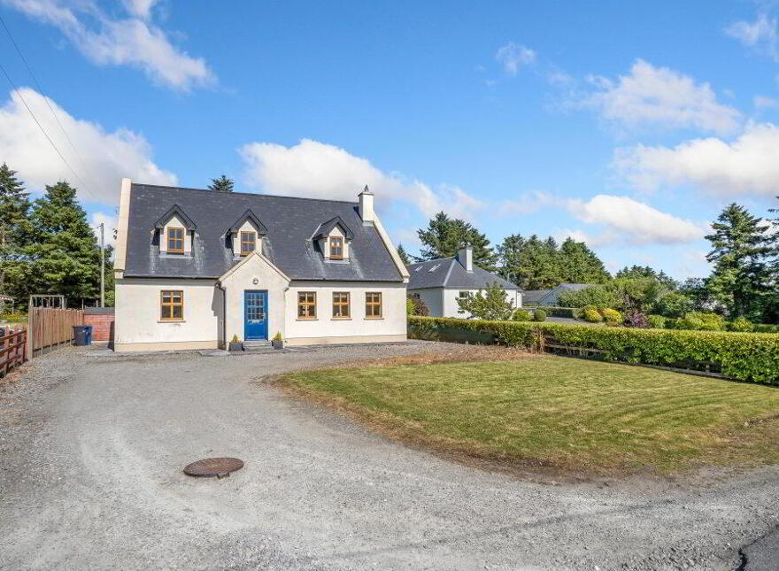 Westport Road, Clifden, H71V242