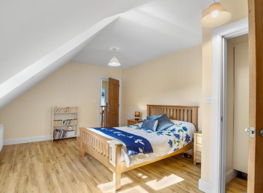 Westport Road, Clifden, H71V242