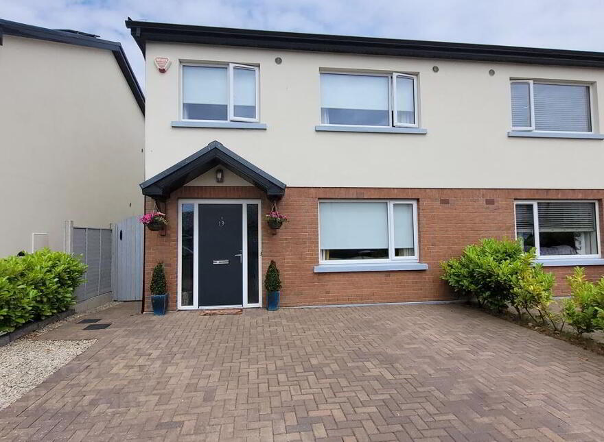 19 Belfry Court, Liscorrie, Drogheda, Louth, A92X7FE photo